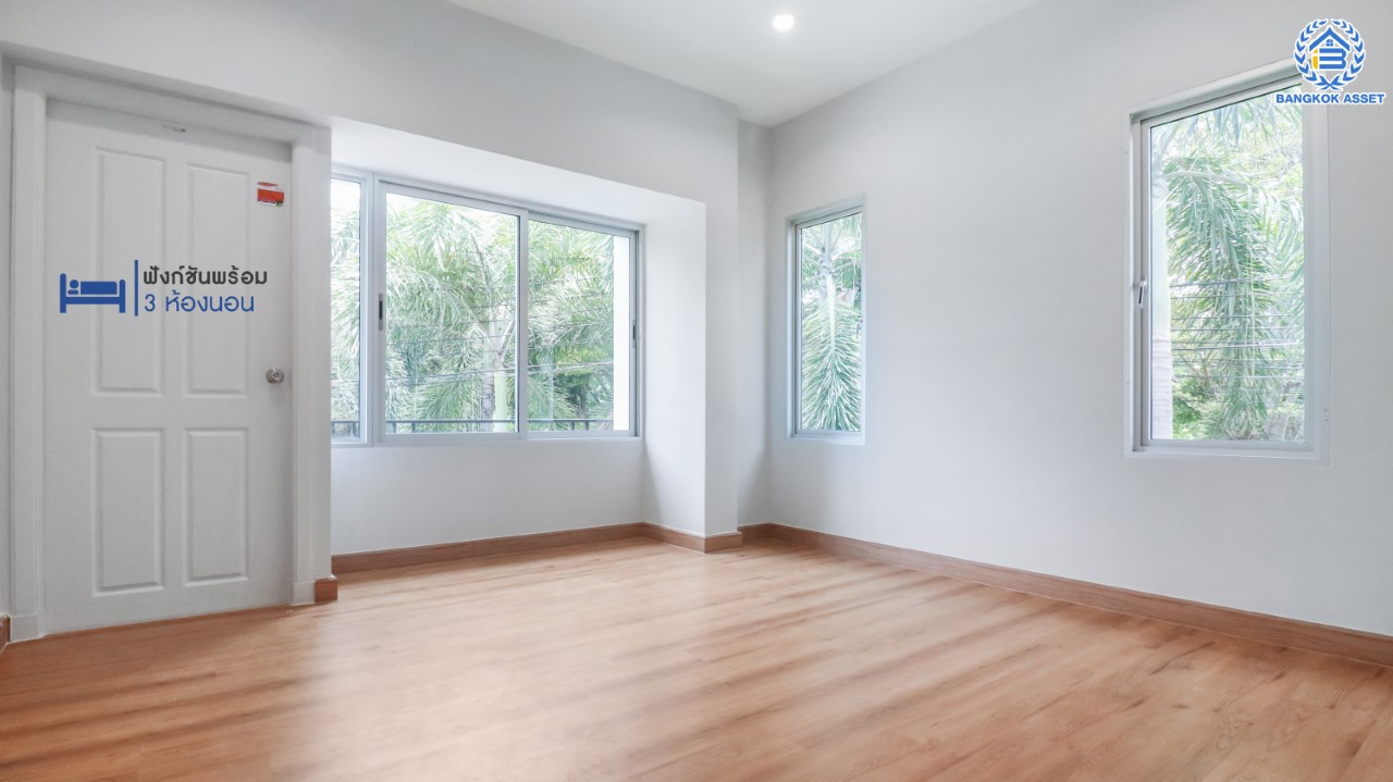 บ้านเดี่ยวมือสองนนทบุรี ม.วิลล่าการ์เด้น2 บางกรวย-ไทรน้อย หลังมุม เนื้อที่ 52.5 ตร.ว. ฟังก์ชัน 3 ห้องนอน 3 ห้องน้ำ จอดรถได้ 2 คัน บรรยากาศเป็นส่วนตัว บนทำเลศักยภาพ เชื่อมต่อหลายเส้นทาง ถ.รัตนาธิเบศร์, ถ.กาญจนาภิเษก และ ถ.ราชพฤกษ์ ใกล้เซ็นทรัลเวสต์เกต และรถไฟฟ้าสายสีม่วง "สถานีบางพลู"...